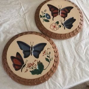 Set of two butterfly wall plaques